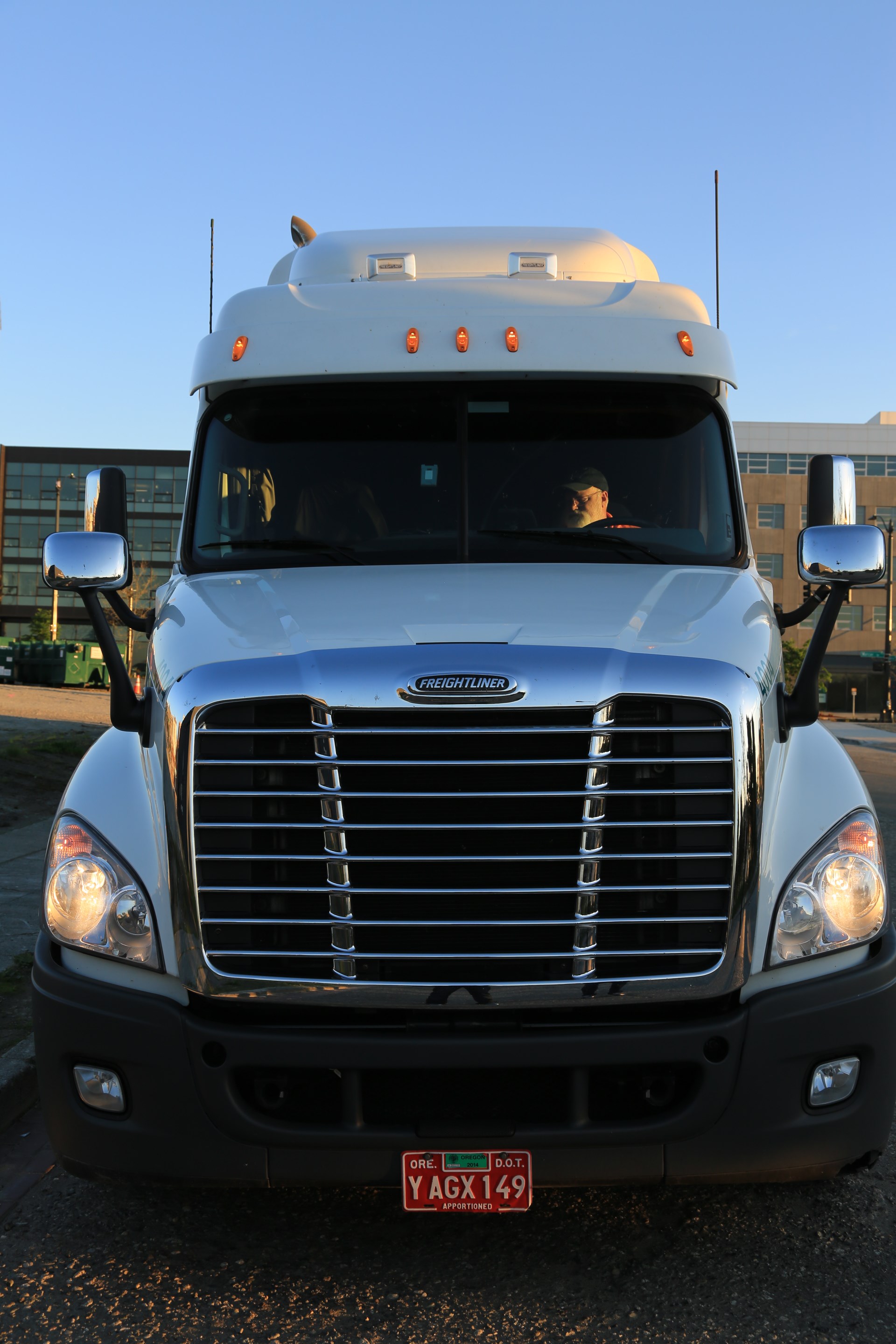 PCR Truck with Reefer